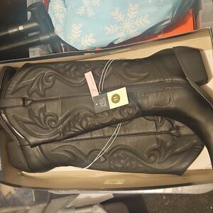 Kenzie Jet Black Memory Foam Boots